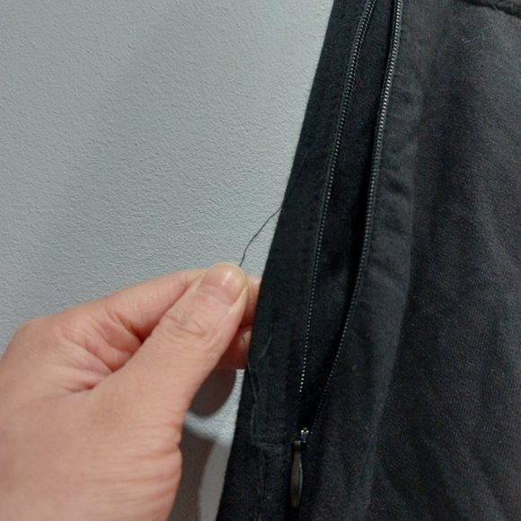 Athleta High Waisted Black Joggers Size Small - Picture 3 of 9